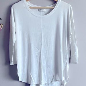 XS Babaton Norris T-Shirt